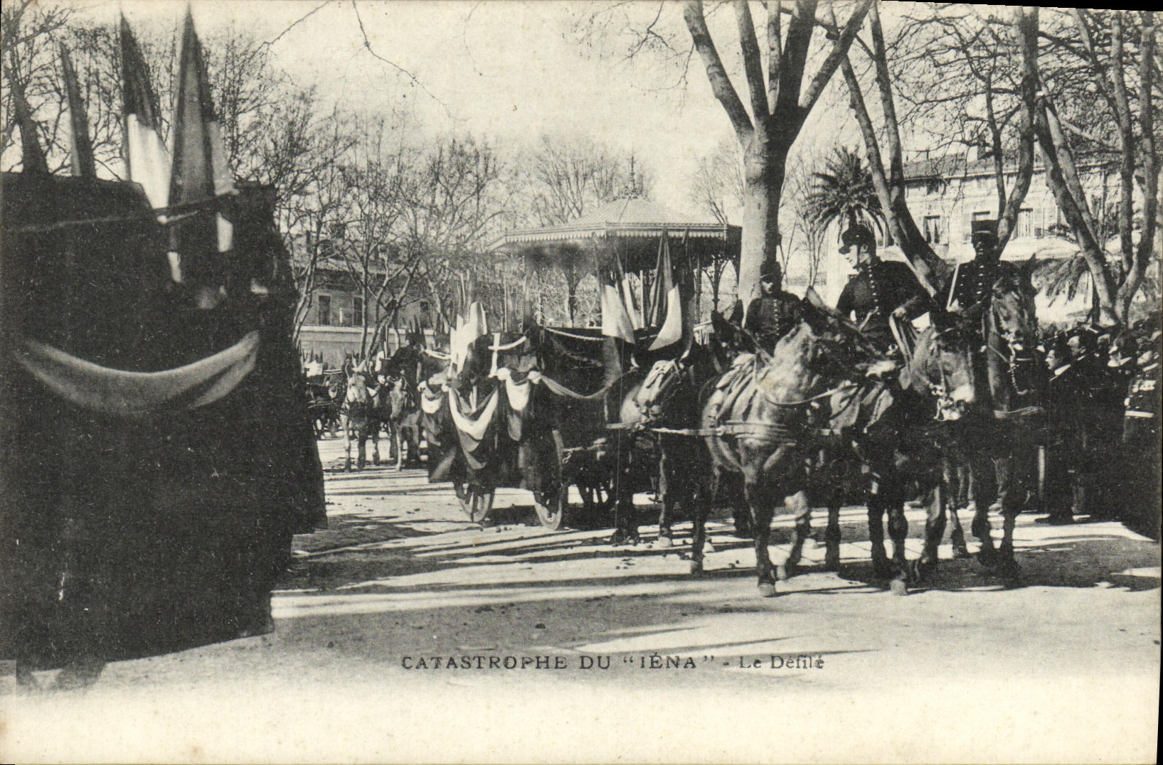 VINTAGE POSTCARD Catastrophe Of Iena the Toulon Procession