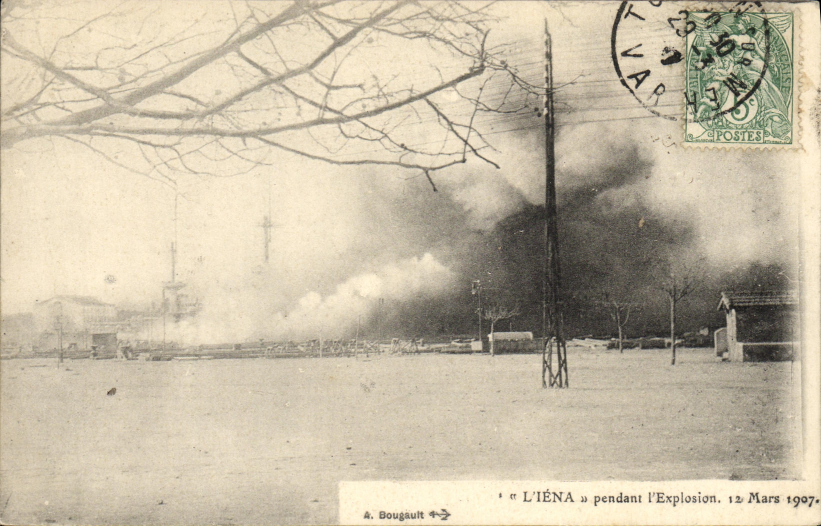 VINTAGE POSTCARD Boat War L Iena during L Explosion March 12th  1907