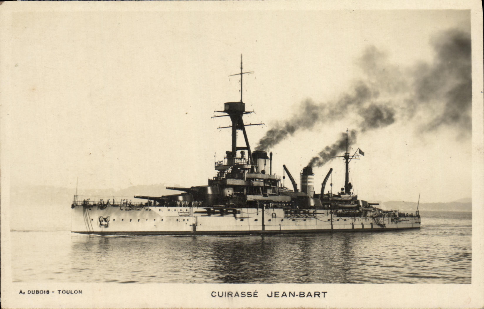 VINTAGE POSTCARD Bateau War Armours Jean Bart