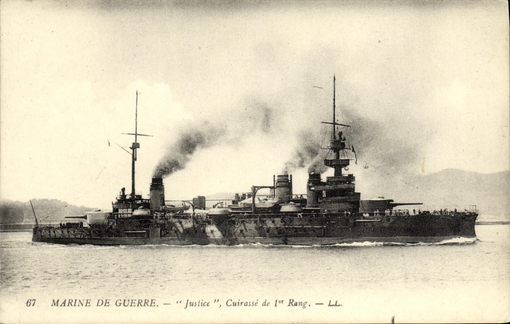 VINTAGE POSTCARD Bateau Justice Armours of 1r row