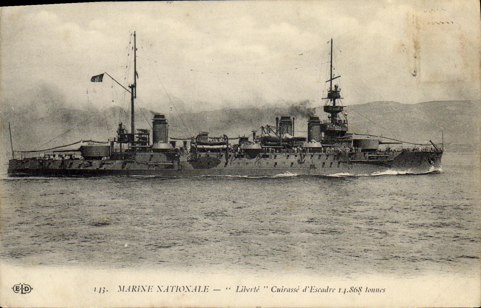 VINTAGE POSTCARD Bateau Freedom Armours D squadron