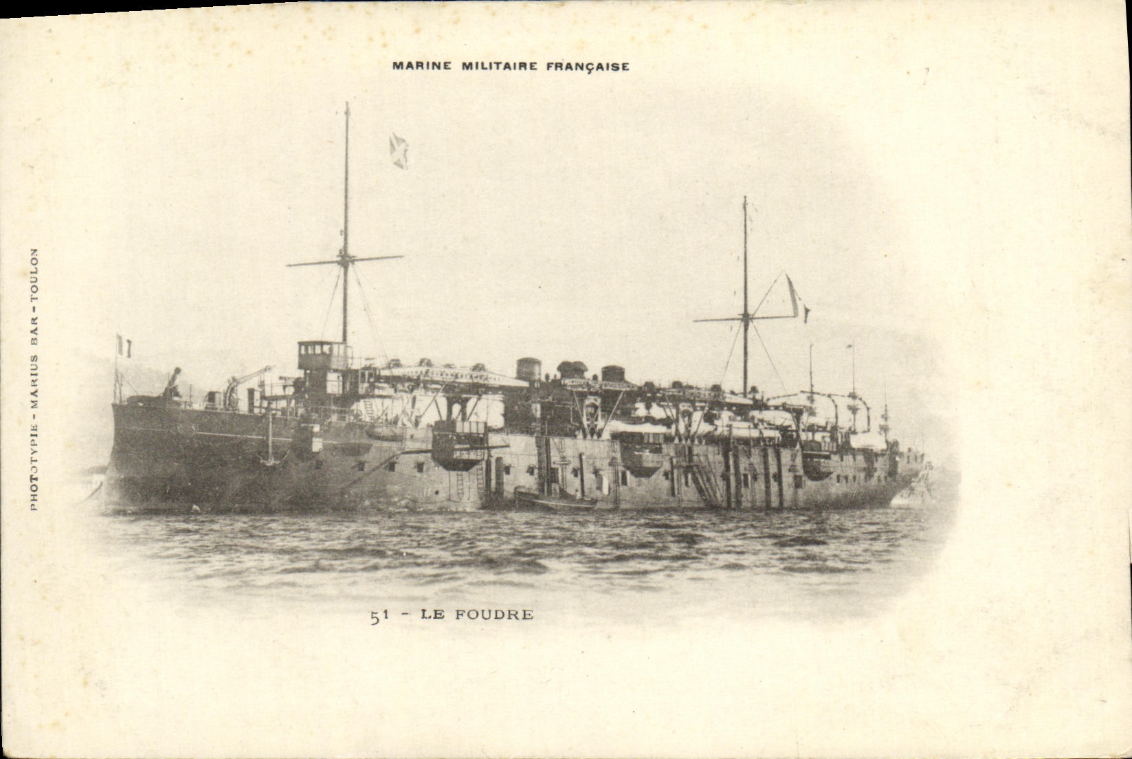 VINTAGE POSTCARD Boat the lightning