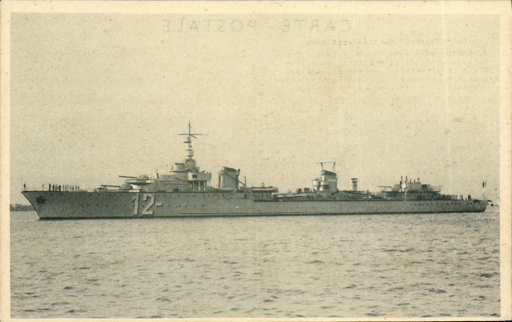 VINTAGE POSTCARD Boat War the Terrible one Against destroyer