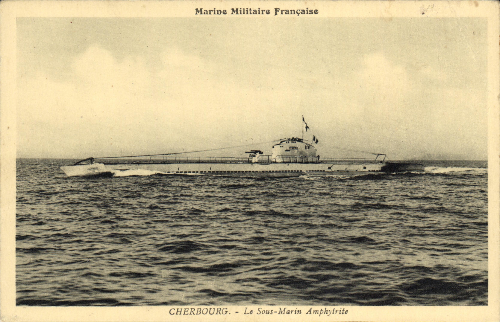 VINTAGE POSTCARD Boat War Cherbourg Amphytrite Submarine