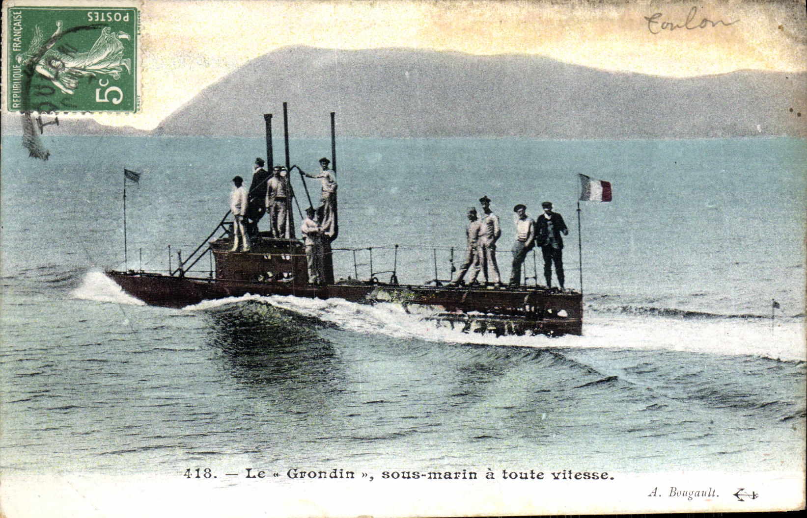 VINTAGE POSTCARD Bateau War the Gurnard submarine has any speed