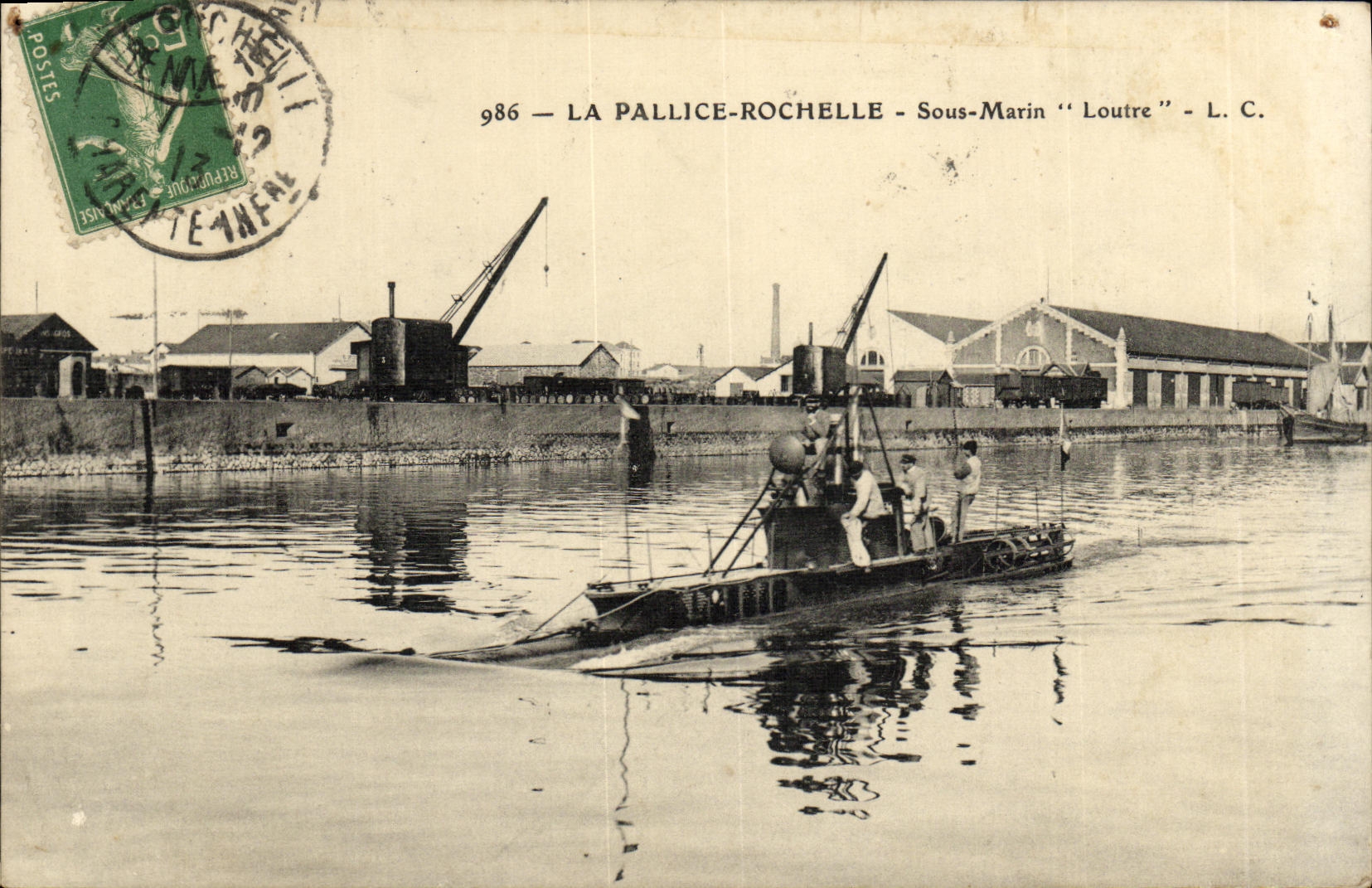 VINTAGE POSTCARD Boat War Pallice La Rochelle Submarine Otter