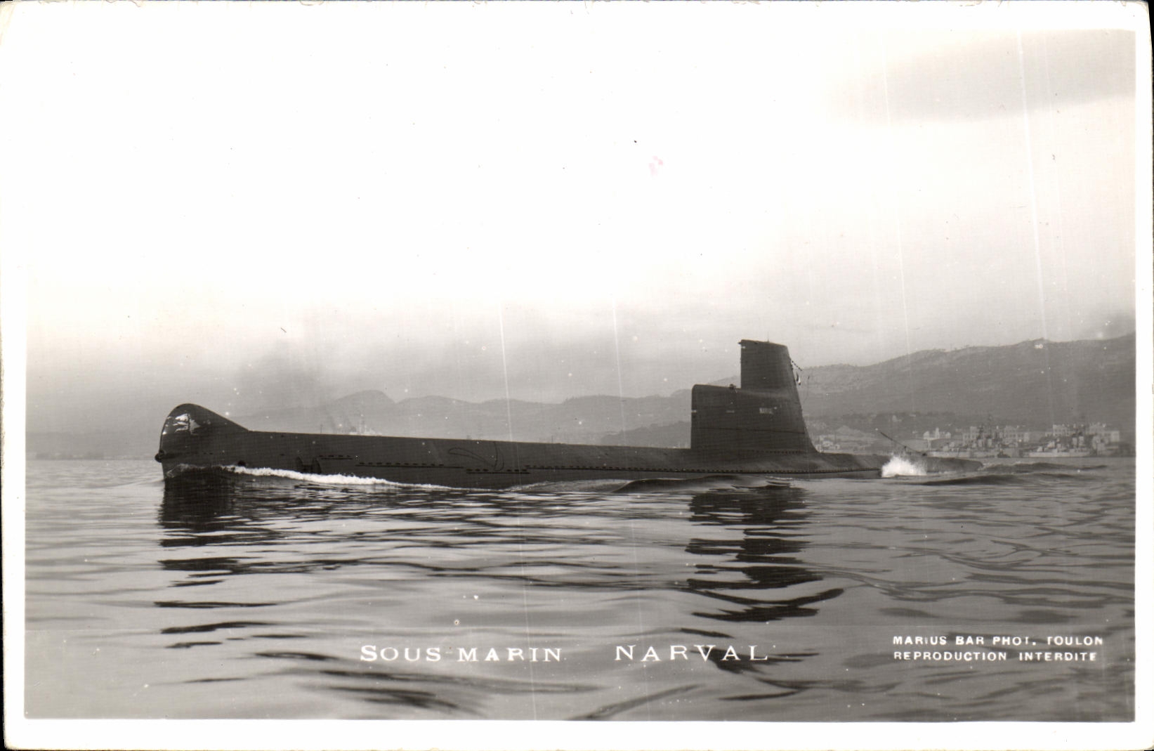 VINTAGE POSTCARD Boat War Narval Submarine