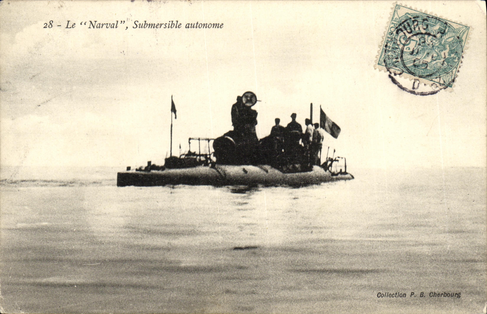 VINTAGE POSTCARD Boat autonomous Sumersible War Submarine