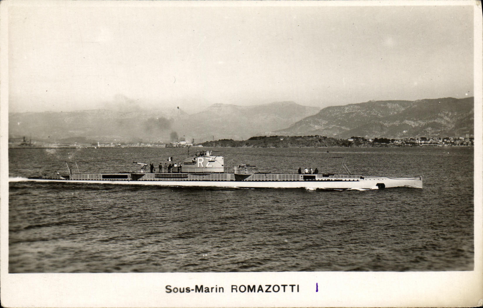 VINTAGE POSTCARD Boat War Romazotti Submarine