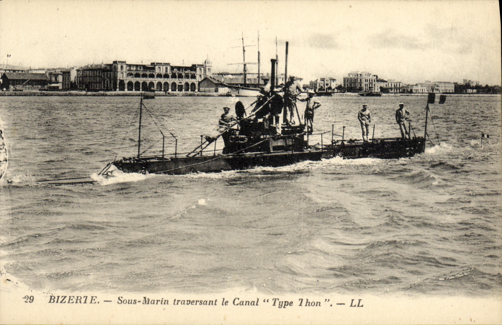 VINTAGE POSTCARD Boat War Bizerte Tunisia Submarine crossing the standard canal Tuna