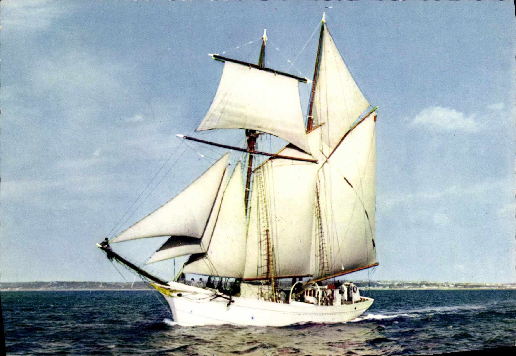 CPM Bateau Goelette d instruction de la Marine natioanle Belle Poule