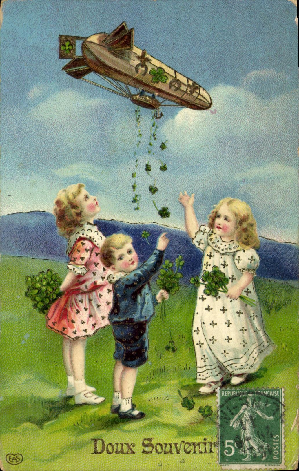 VINTAGE POSTCARD Fantasy Children Airship Zeppelin