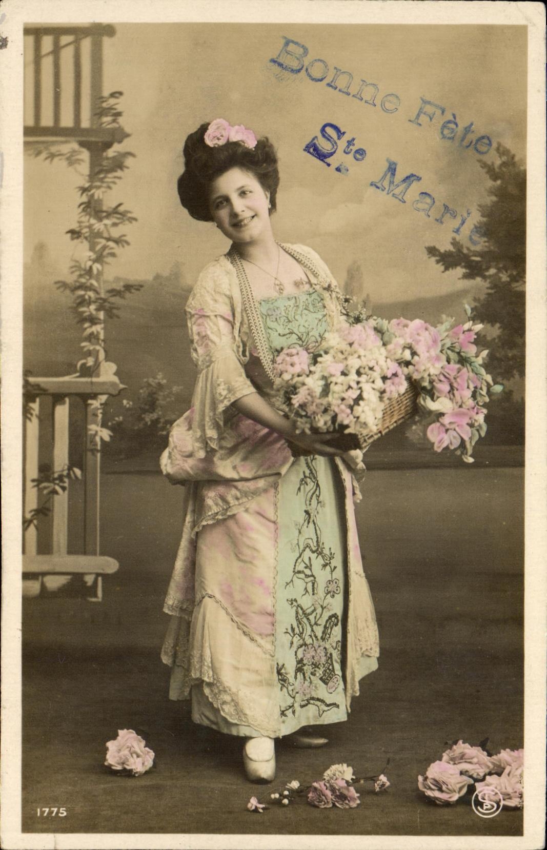 CPA Fantaisie Femme Ste Marie