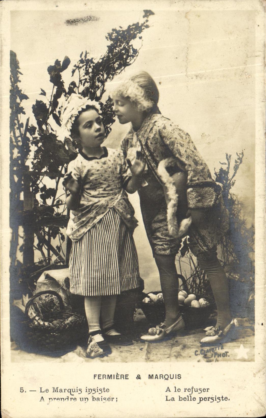 VINTAGE POSTCARD Fantasy Fermiere Children and marquis