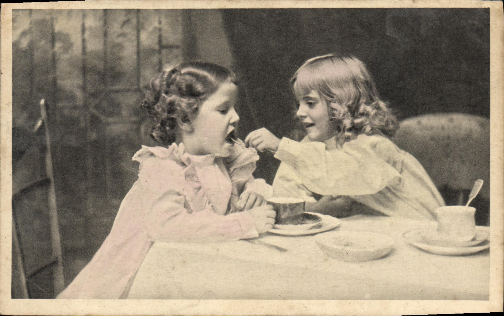 VINTAGE POSTCARD Fantasy Children beakful
