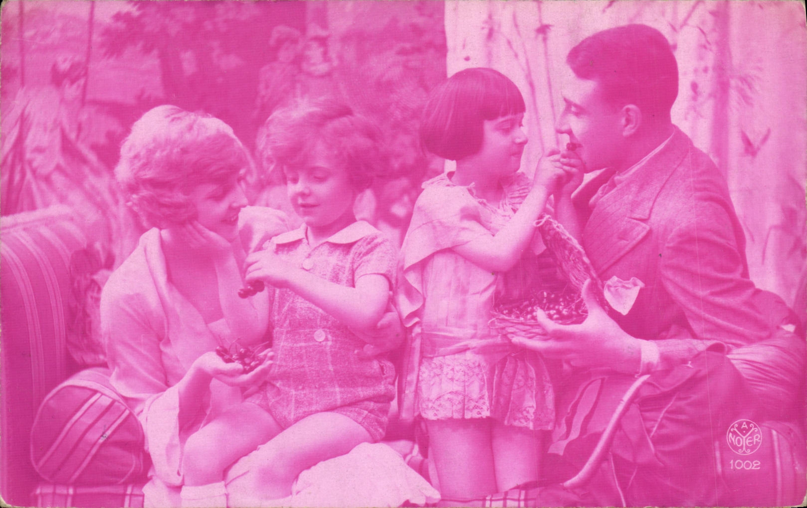 VINTAGE POSTCARD Fantasy Children and parents