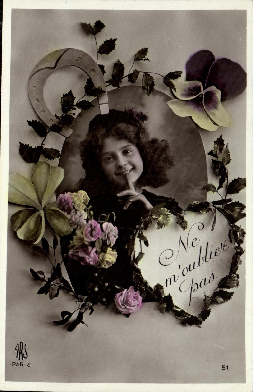 CPA Fantaisie Enfant Trefle Fer a cheval