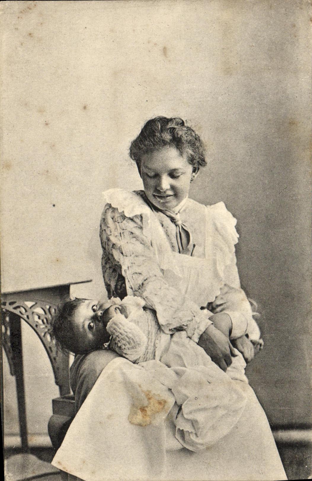 CPA Fantaisie Enfant FEmme Bebe