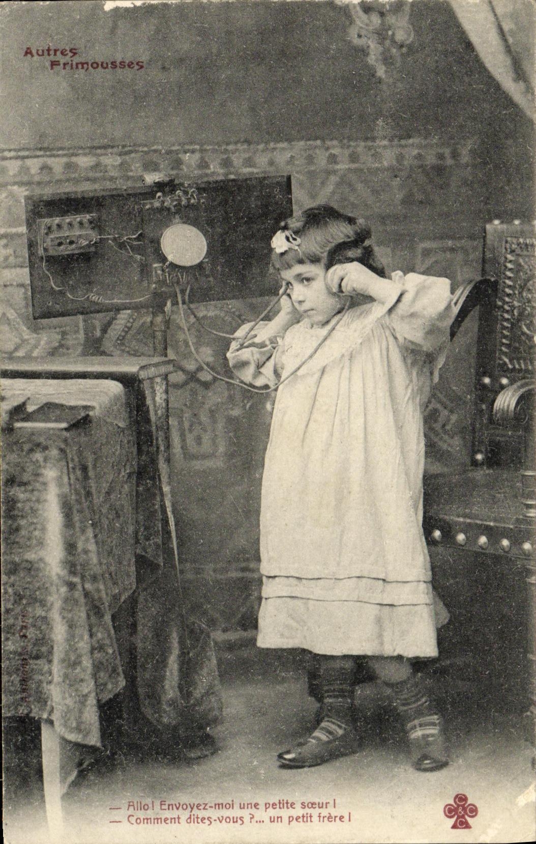 VINTAGE POSTCARD Fantasy Child Others frimousses Telephone