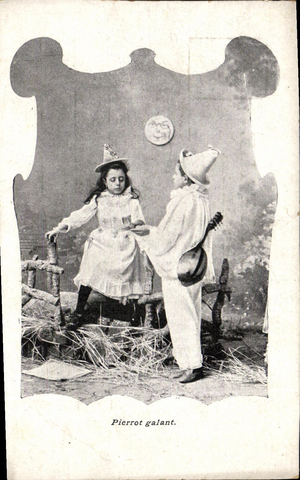 VINTAGE POSTCARD Fantasy gallant Pierrot Children the Moon