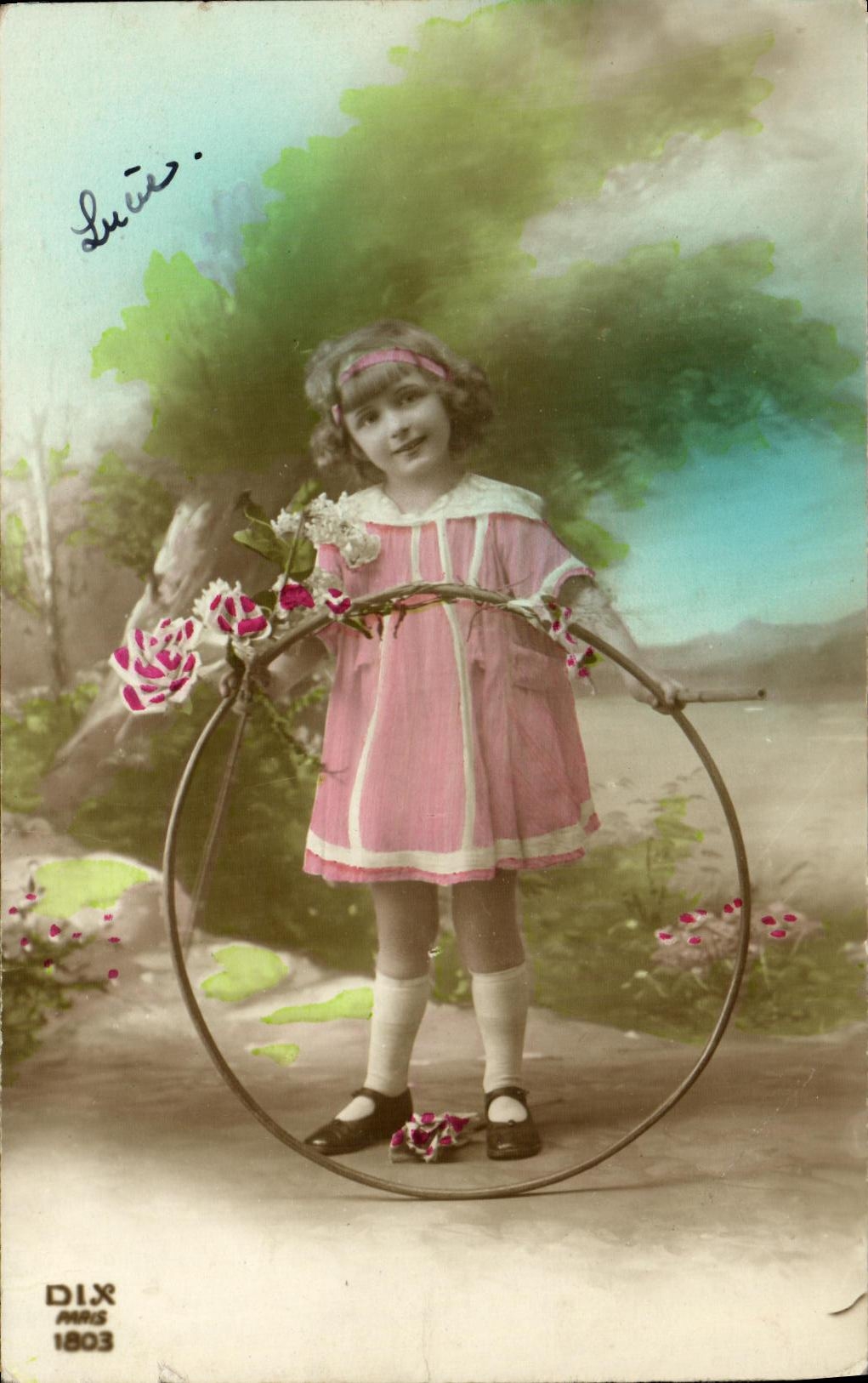 CPA Fantaisie Enfant au cerceau