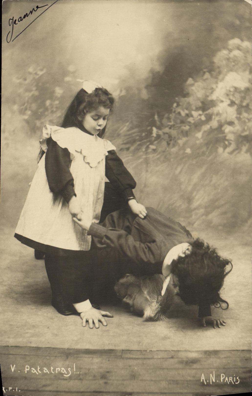 VINTAGE POSTCARD Fantasy Patatras Children