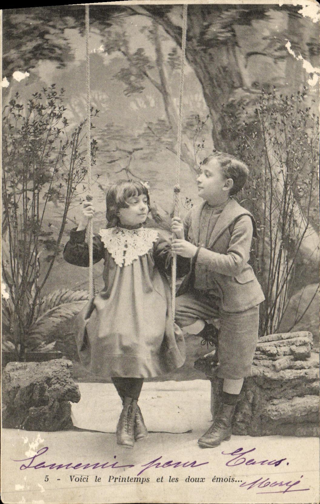 CPA Fantaisie Enfants Balancoire 