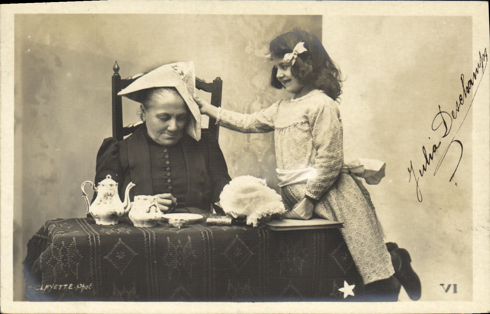 CPA Fantaisie Enfant et grand mere