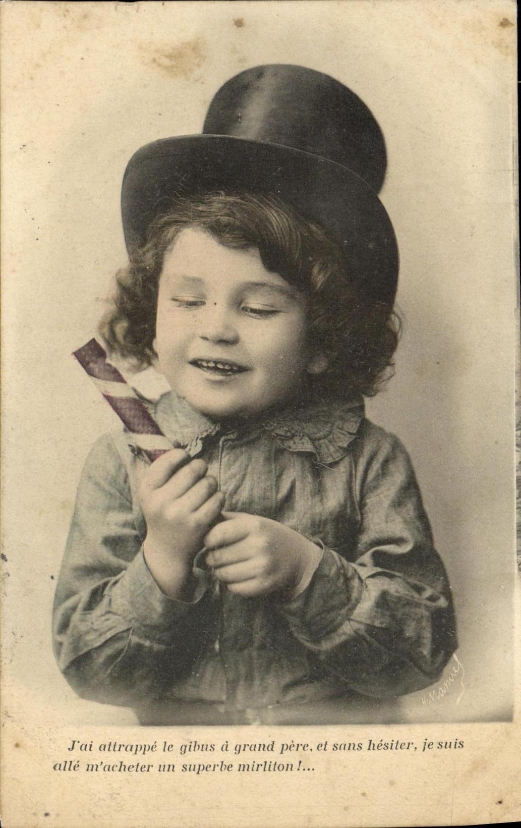 VINTAGE POSTCARD Fantasy Top hat Child Opera hat