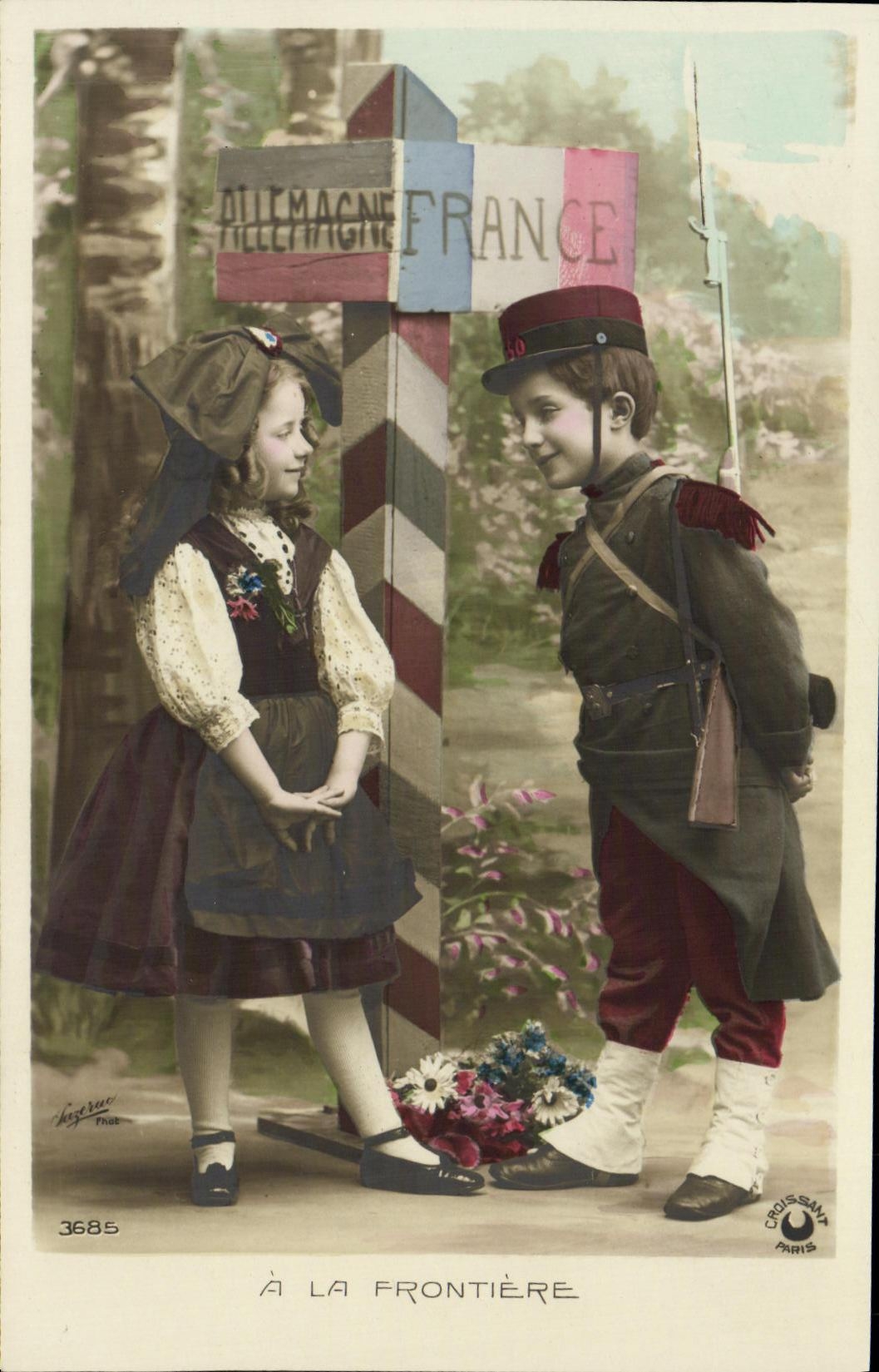 CPA Fantaisie Enfants Allemagne France Militaria