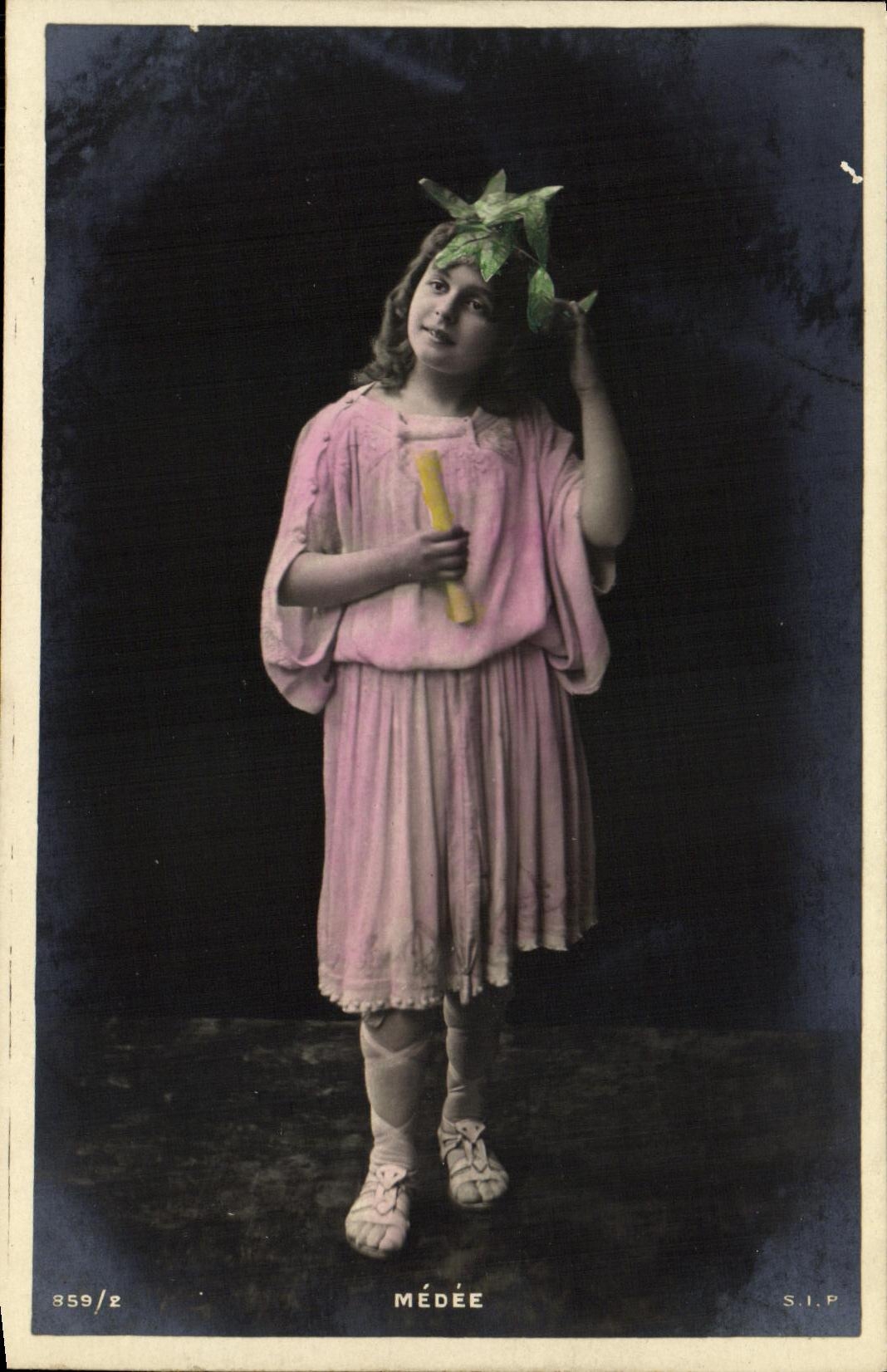 CPA Fantaisie Enfant Medee