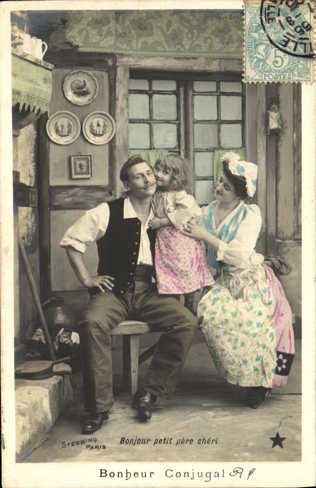 CPA Fantaisie Enfant Bonheur conjugal Femme