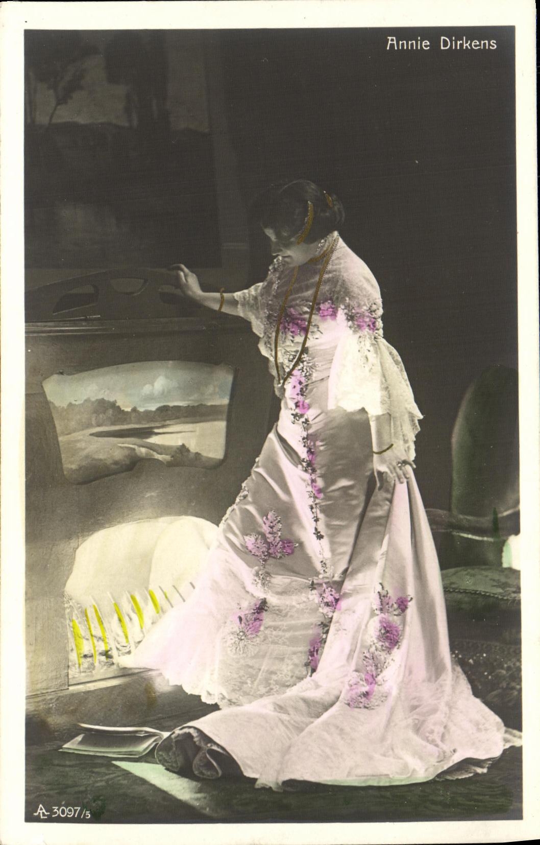 CPA Fantaisie Femme Annie Dirkens