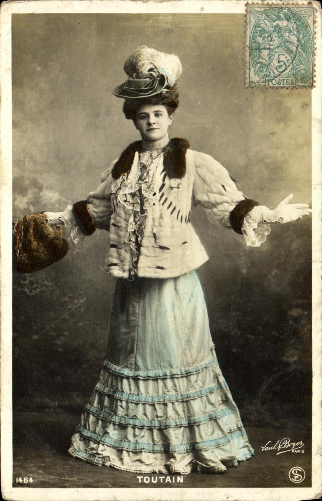 CPA Fantaisie Femme Toutain