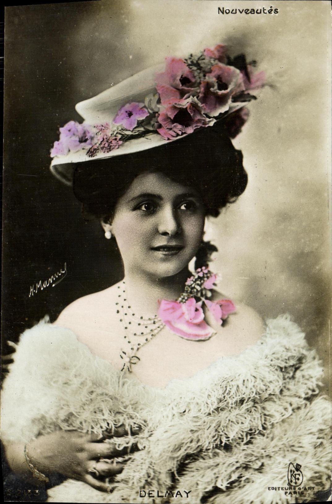 CPA Fantaisie Femme Nouveautes Delmay