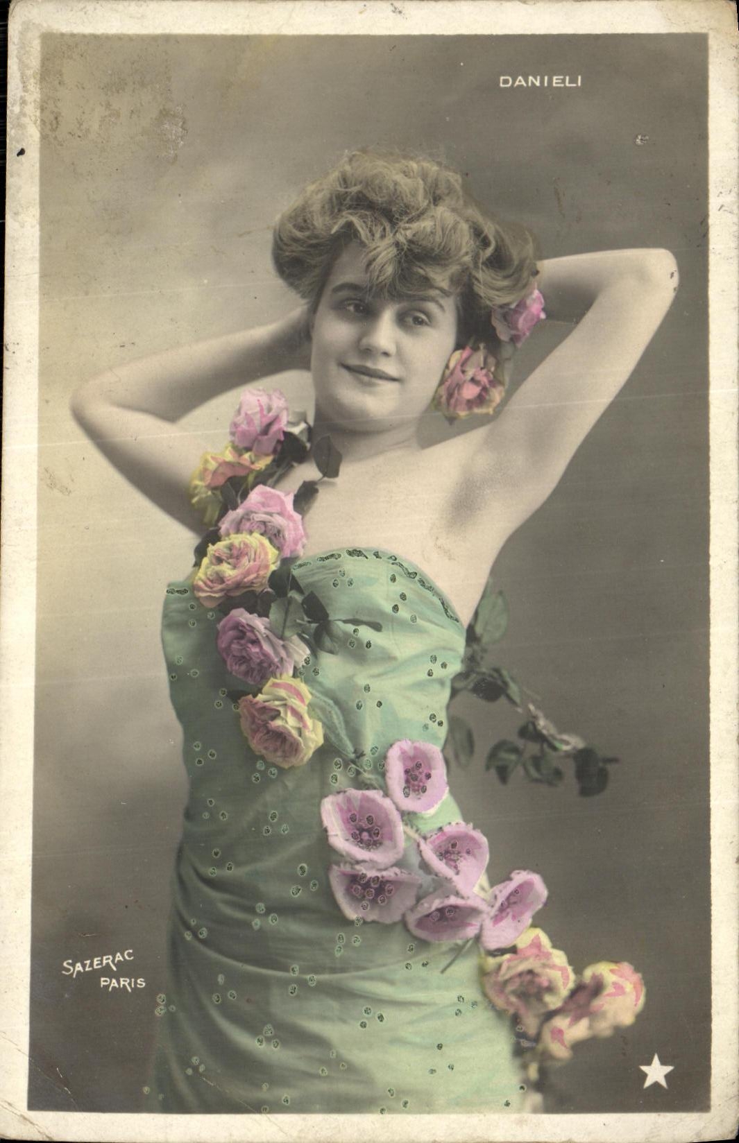 VINTAGE POSTCARD Fantasy Danieli Woman