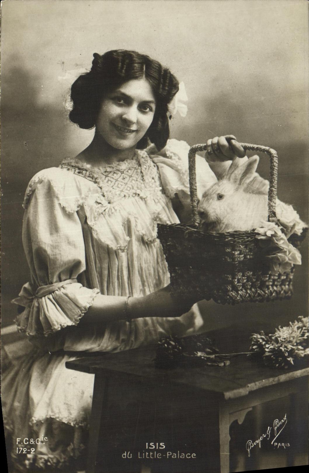 VINTAGE POSTCARD Fantasy Isis Woman of Little De luxe hotel