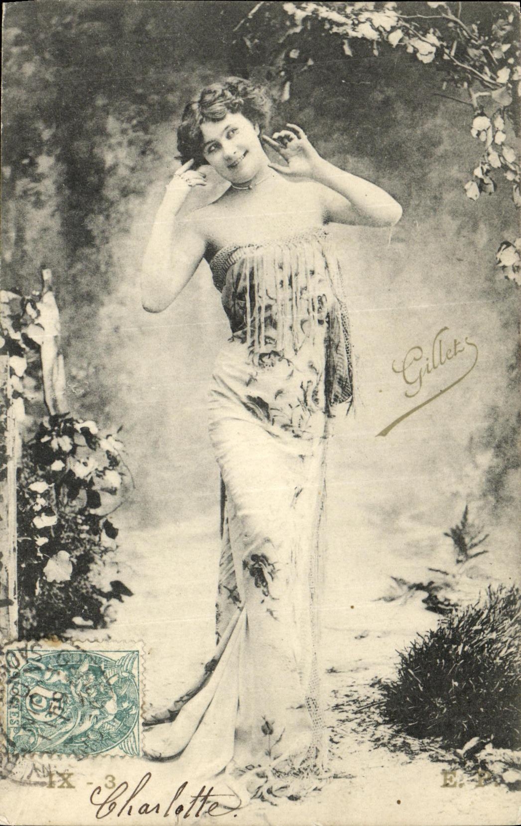 CPA Fantaisie Femme Gillet