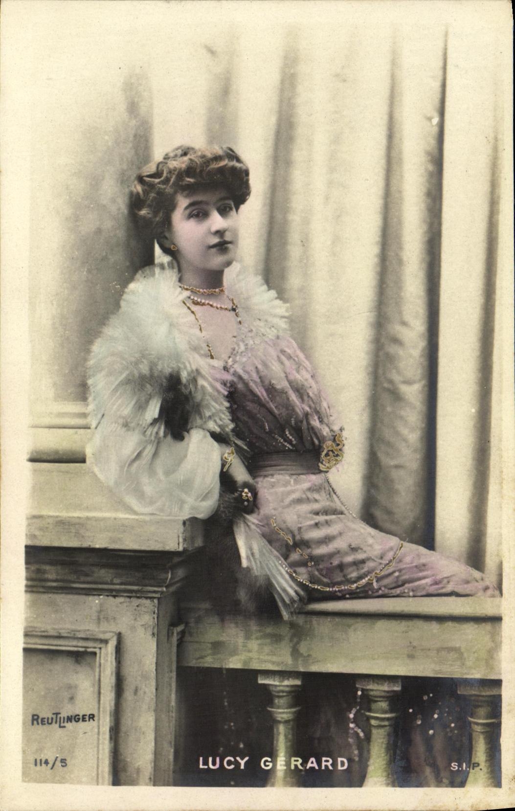 CPA Fantaisie Femme Lucy Gerard