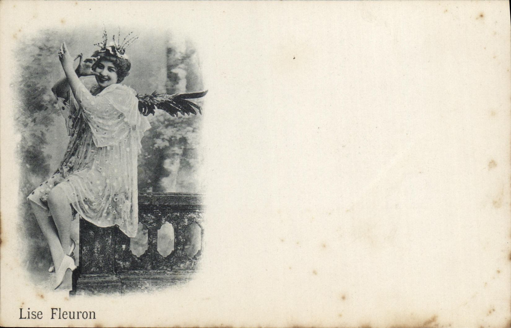 CPA Fantaisie Femme Lise Fleuron