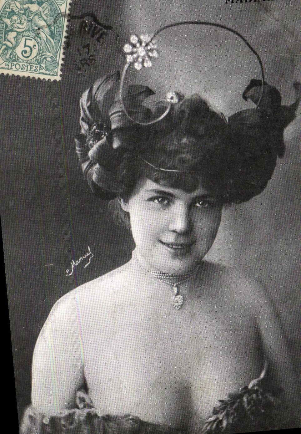 CPA Fantaisie Femme Madiah