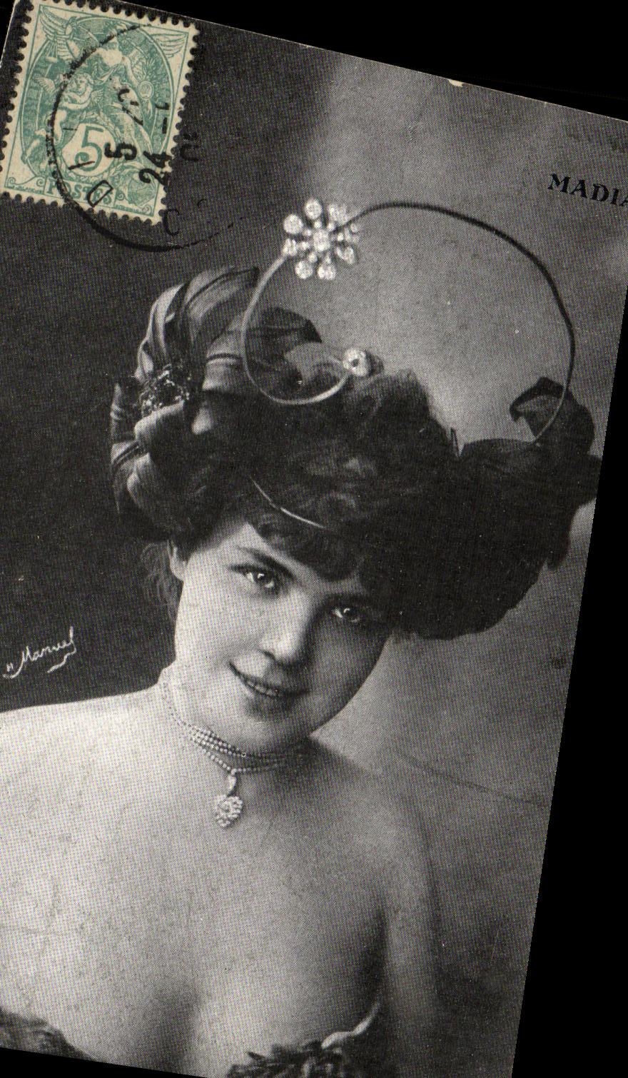 CPA Fantaisie Femme Madiah