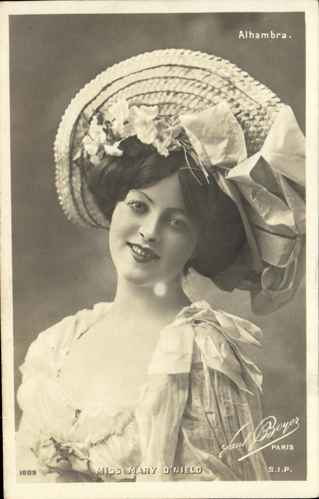 CPA Fantaisie Femme Alhambra Miss Mary O Nielo