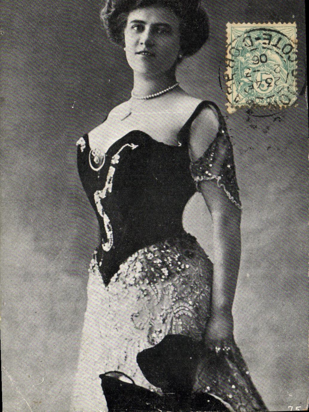 CPA Fantaisie Femme Lucie Nanon de la Scala