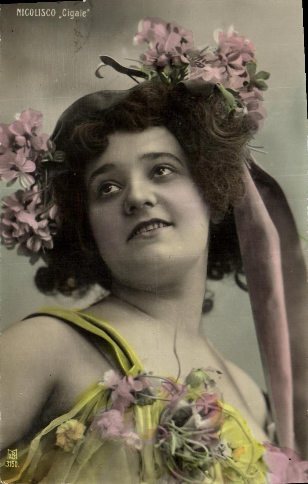 CPA Fantaisie Femme Nicolisco Cigale