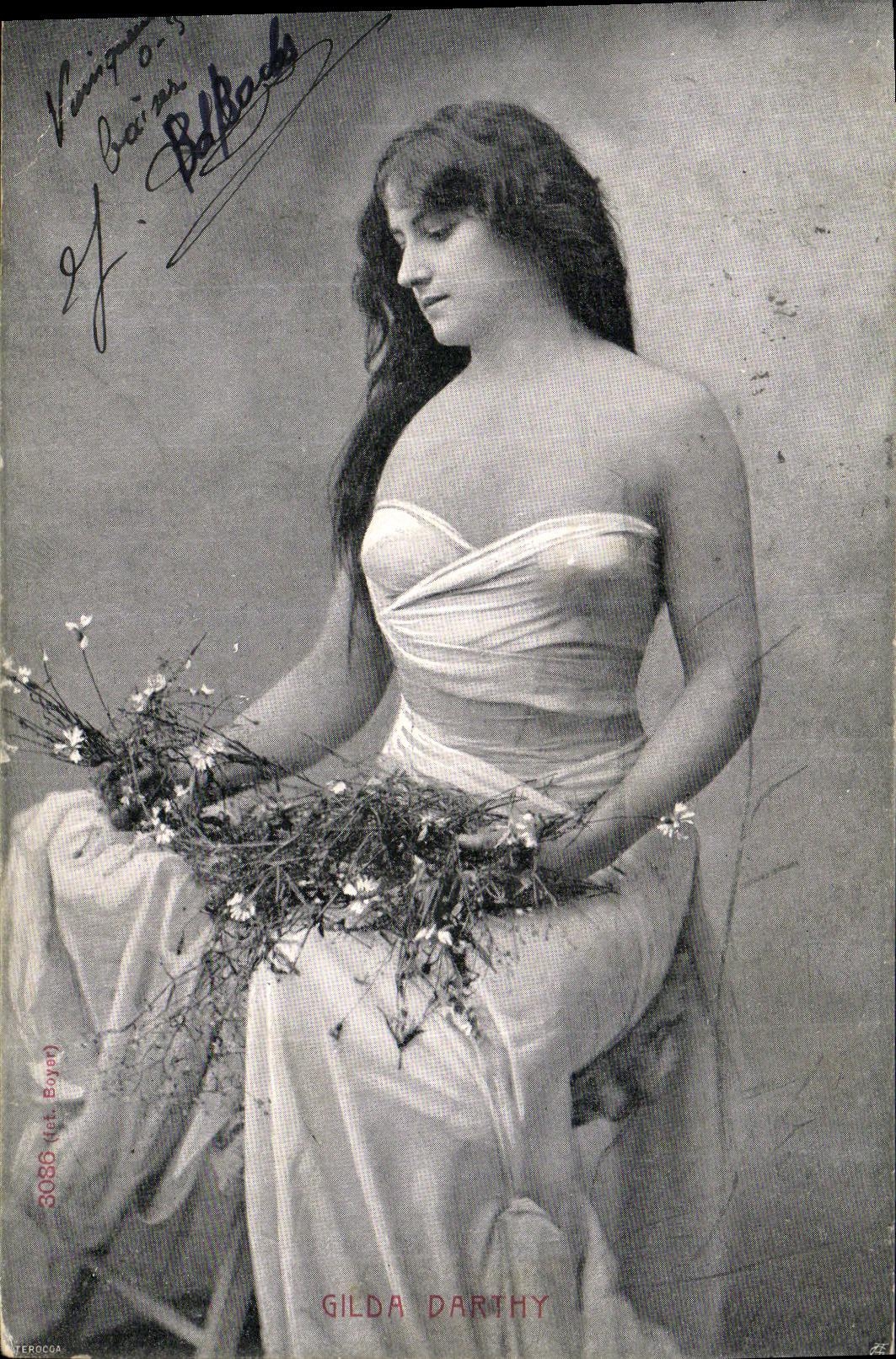 CPA Fantaisie Femme Gilda d Arthy