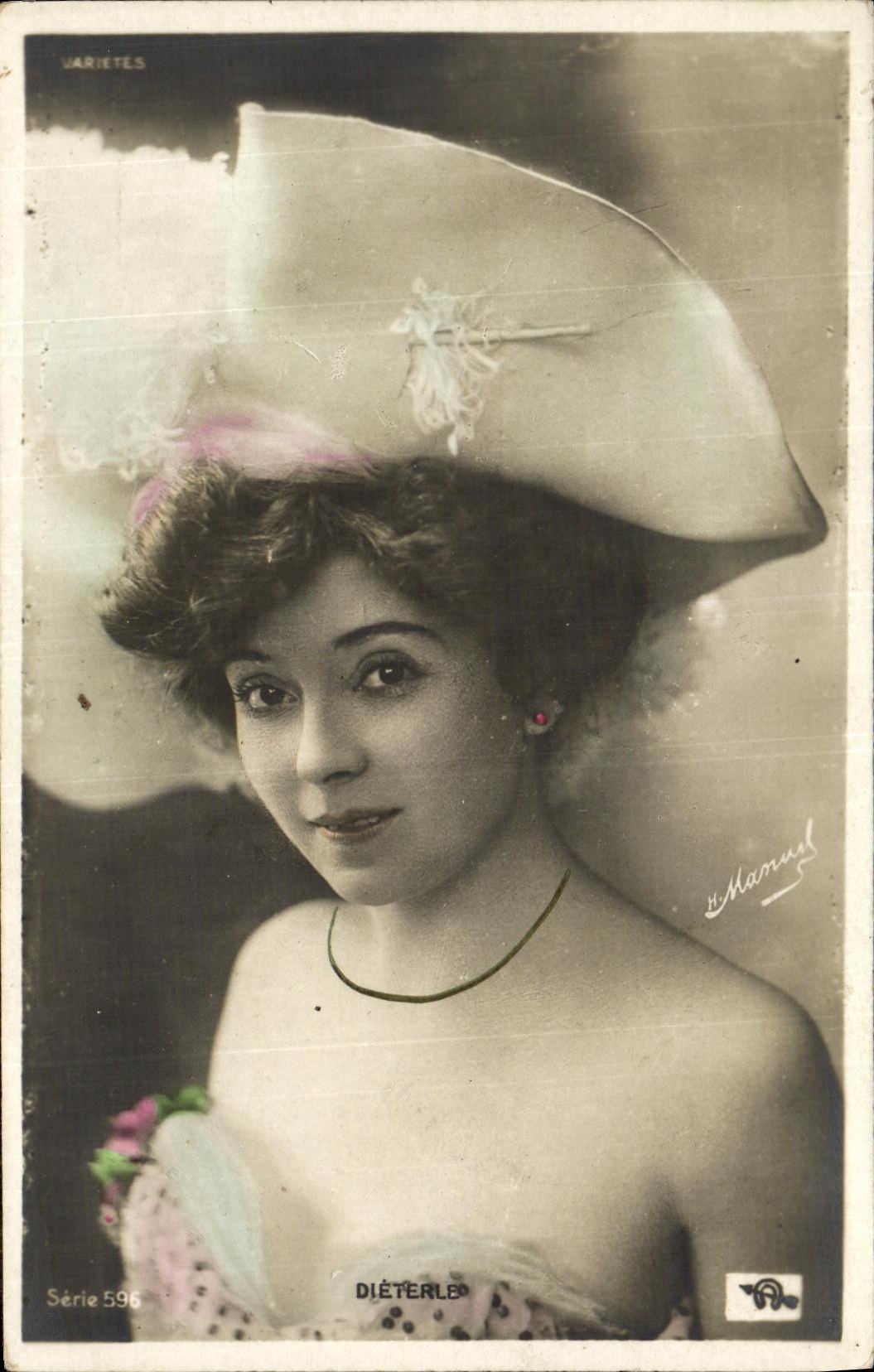 CPA Fantaisie Femme Dieterle