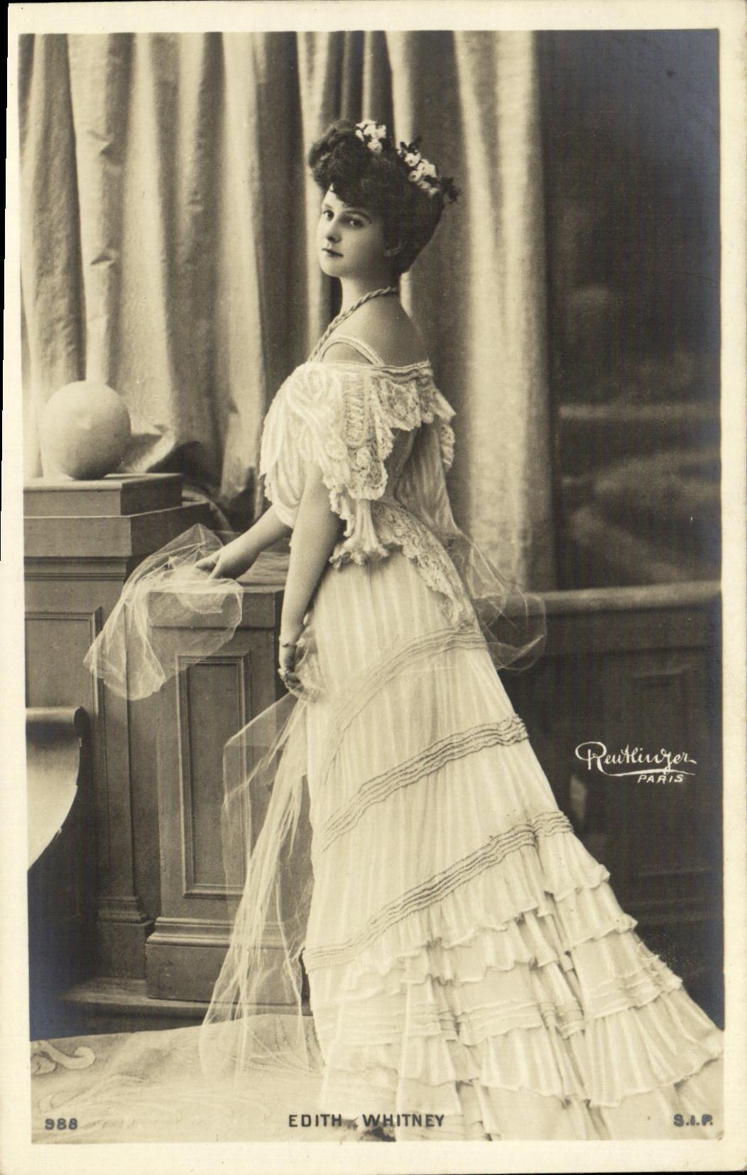 CPA Fantaisie Femme Edith Whiteny