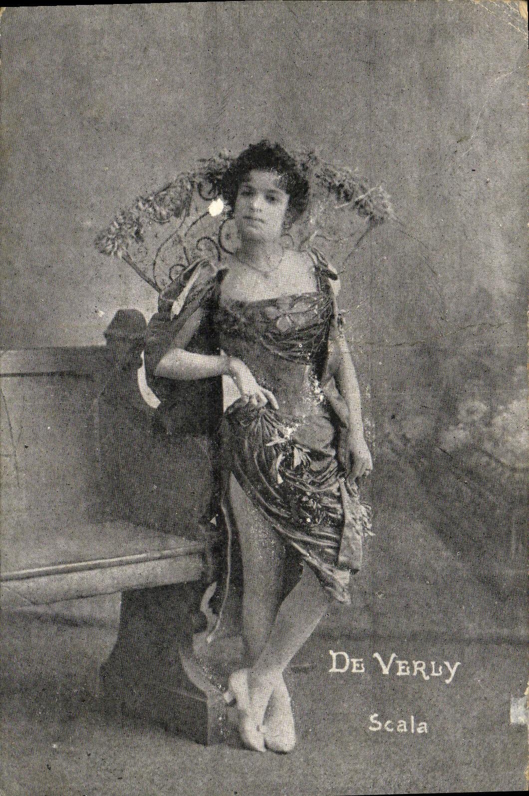 CPA Fantaisie Femme De Verly Scala