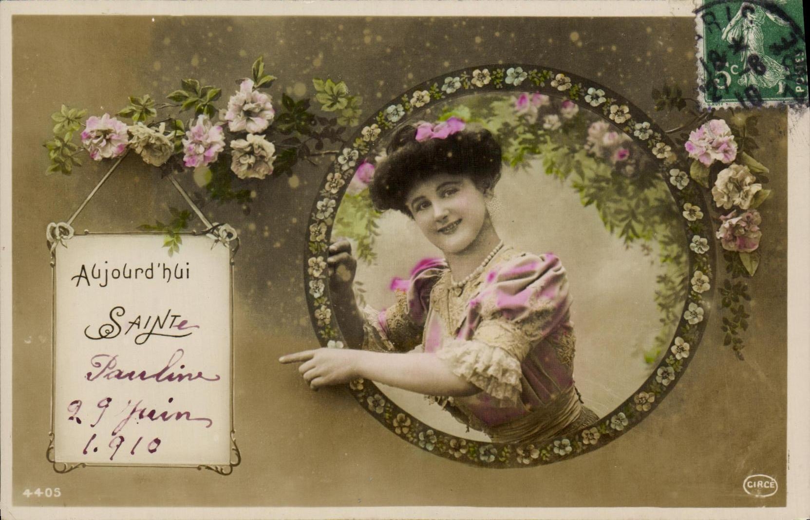 CPA Fantaisie Femme Sainte Pauline